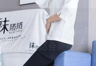 BoBoSocks袜啵啵 - 哇！在线看到稚予的脚对脚比大小剧情，真想问她现在的身姿有多好啊，看这些美图太上瘾了！