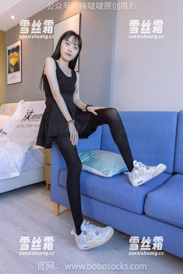 BoBoSocks袜啵啵-雪糕 BoBoSocks袜啵啵 - 找不到理由,但雪糕和高跟鞋图集分享让我想多看几眼。