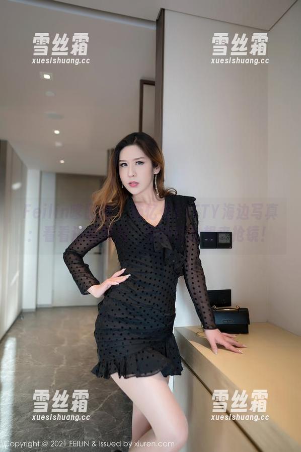 Feilin嗲囡囡-施忆佳KITTY Feilin嗲囡囡 - 施忆佳KITTY海边写真:看看这组图片,海鸥们也想来抢镜!