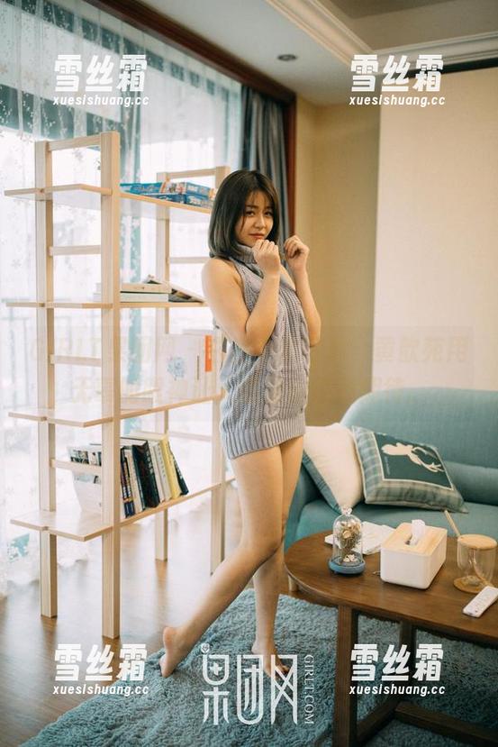 GIRLT果团网-黄歆苑 GIRLT果团网 - 白丝全套写真,黄歆苑用无辜的眼神让人感到错位的期待。