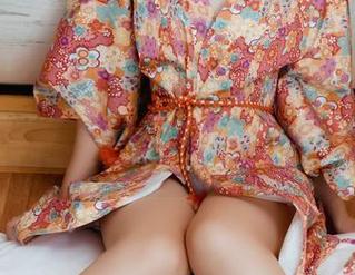 GIRLT果团网 - 黄歆苑的双马尾：这图怎么看都像是佩戴了她的俏皮标签。