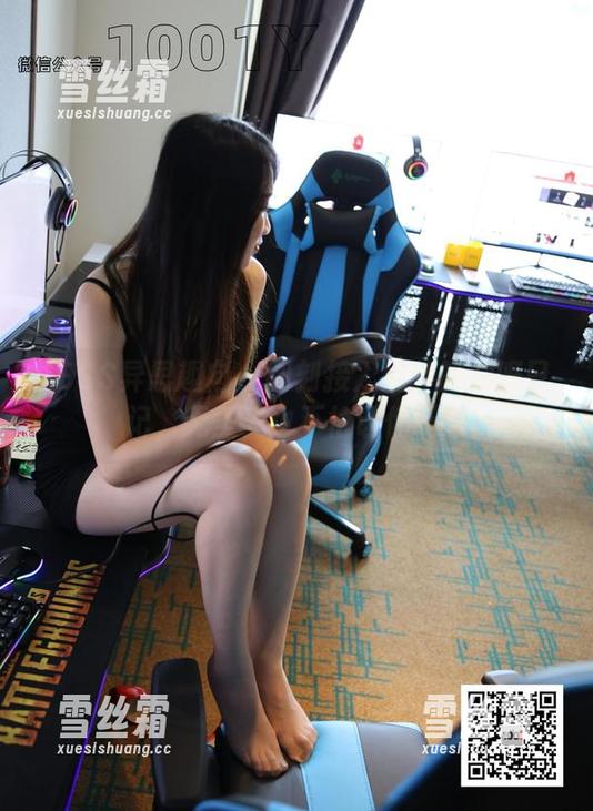 IESS异思趣向-婉萍 IESS异思趣向 - 即刻接入婉萍的加班日记,无圣光也不怕让你眨眼