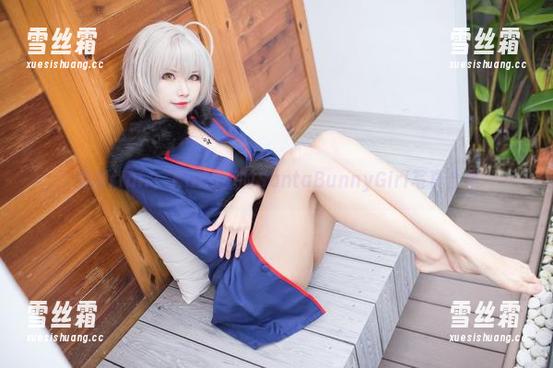 KaYa萱 兔耳flair:KaYa萱的SantaBunnyGirl写真合集
