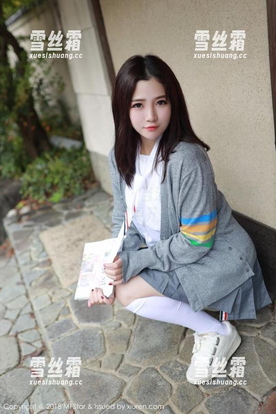 MFStar模范学院-欧阳美萱 MFStar模范学院 - 当泳池遇上欧阳美萱,图库就要开始炫了
