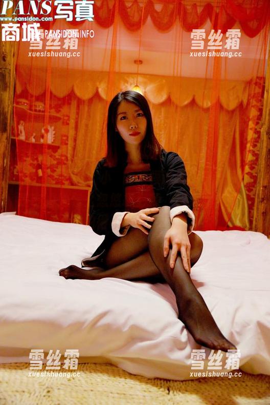 PANS写真-小玥 PANS写真 - 小玥的新模试镜,其实我只是在看她怎么忽悠摄影师,结果图片还真拍得不错,可以。