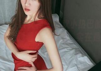 TouTiao头条女神 - 喜欢小热巴的这组写真集，套装透着淑女气息，实在是迷人啊～