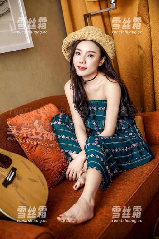 TouTiao头条女神-高萌萌 TouTiao头条女神 - 高萌萌,字面意义上的美图图集,完完全全的小日常。