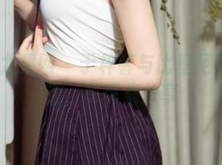 UGirls尤果网 - 于梓馨与比基尼的美好邂逅，写真集分享