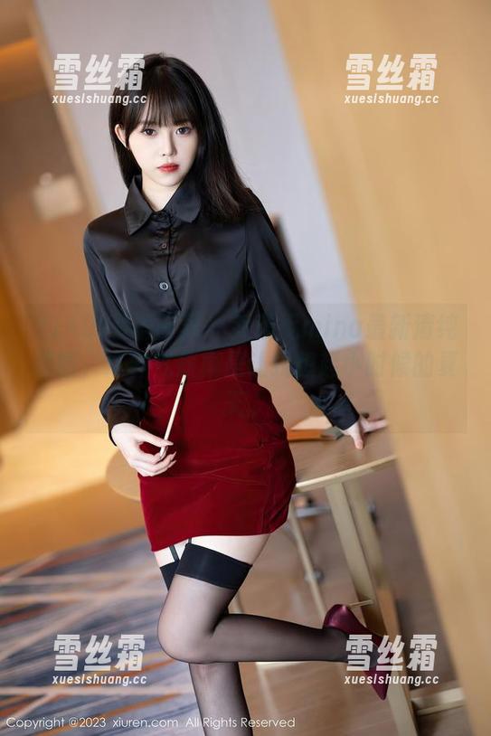 XIAOYU语画界-乔漫妮mina XIAOYU语画界 - 乔漫妮mina最新清纯原图,这种气质真是让我想起小时候的夏天。