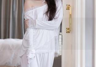 Xiuren秀人网 - 精选Carol周妍希；那件皮衣，你绝对想多看几眼