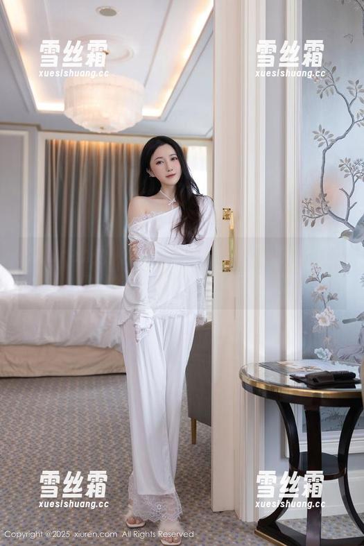 Xiuren秀人网-Carol周妍希 Xiuren秀人网 - 精选Carol周妍希;那件皮衣,你绝对想多看几眼