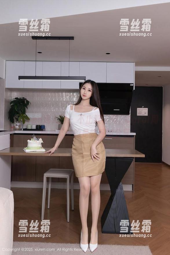 Xiuren秀人网-Carol周妍希 Xiuren秀人网 - 不止双马尾,Carol周妍希带来的是快感的分享