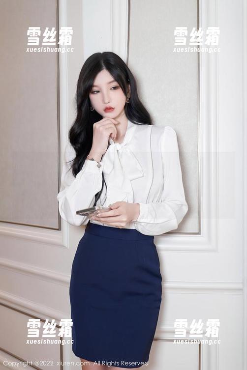 Xiuren秀人网-Suki_baby Xiuren秀人网 - 不得不说,Suki_baby的旗袍在高清中展开,有种悄然的撩拨感。