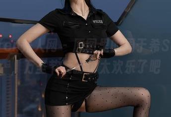 Xiuren秀人网 - 原图里的周于希Sally，万圣节装扮也太欢乐了吧