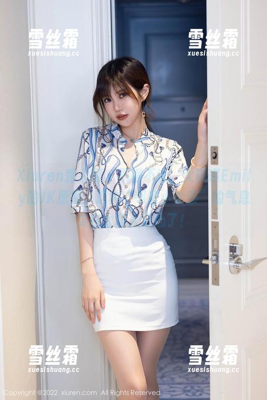 Xiuren秀人网-大琪琪Emily Xiuren秀人网 - 不得不说,大琪琪Emily的JK原图,这种“邻家小女孩”的气息实在太让人分心了!