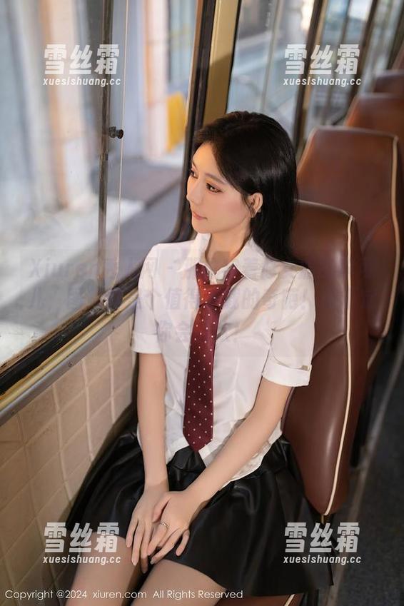 Xiuren秀人网-李可儿 Xiuren秀人网 - 那位穿着修女服的李可儿,图集真是个值得下载的奇葩!说不定你会喜欢!