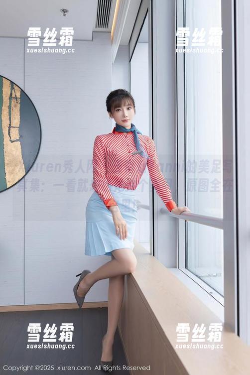 Xiuren秀人网-王馨瑶Yanni Xiuren秀人网 - 王馨瑶Yanni的美足写真集:一看就想给她涂个美甲,原图全在这里!