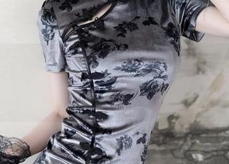 Xiuren秀人网 - 学姐的私房图集：绯月樱，你是怎样做到的？