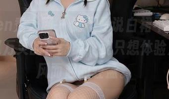 Xiuren秀人网 - 倒不是说白裙不好，但下载赵万灵的作品集，我只想体验那种随风而起的轻盈。