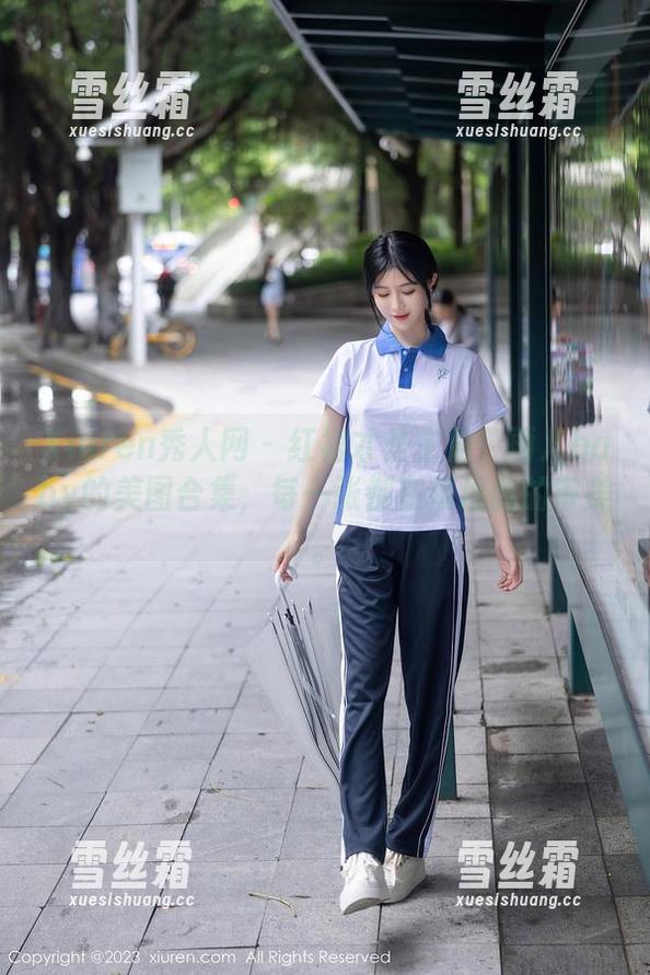Xiuren秀人网-雨儿baby Xiuren秀人网 - 红裙才是主角!雨儿baby的美图合集,每一张都在挑逗我的审美。