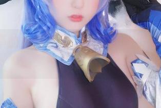 Yuki亭的和服写真，选与不选都是一种挑衅