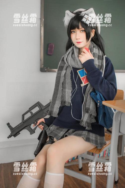 izumi泉桃子 纯白大学生,毕业不靠光芒—快来翻翻izumi泉桃子的图集吧~