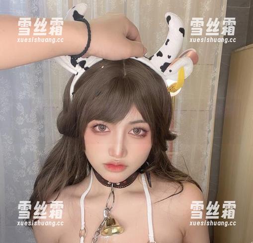 一笑芳香沁 一笑芳香沁的豹纹精选写真:连动物园里的豹子都摇头不已!