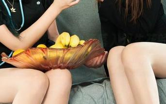 丽柜 - 高清捕捉：钟情落入双生花的吻中，甜蜜又微妙！