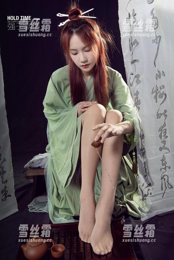 丽柜 - 阳阳的丽莲图库：你能想到她的花名册有多大吗？