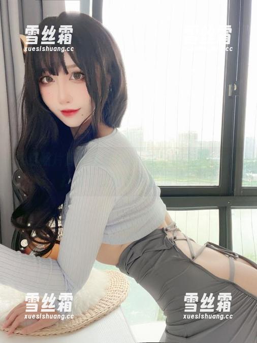 九曲Jean 这组照片算是九曲Jean的粉色内衣cos,打破了我对粉色的偏见?