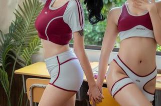 云溪溪奶桃，这波春风cos你想象不到的魅力，快来一睹为快！