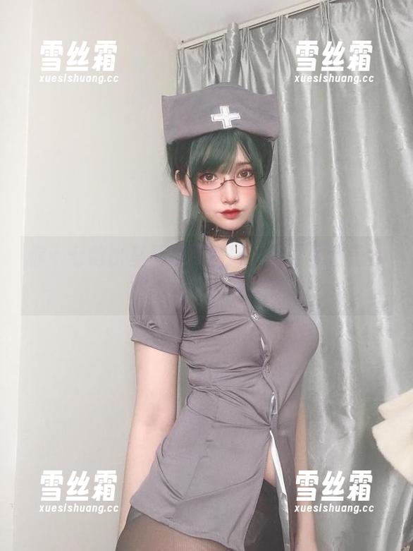 你十七鸽 你十七鸽比基尼写真图册:你以为这是沙滩,实际上是个梦