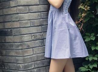 头条女神 - 在李丽莎的御姐照片里，你会迷失，别犹豫，快来下载吧！