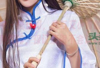 头条女神 - 恍惚间，我与艾小青的网袜达成了某种契约，保证原图不会让我失望！