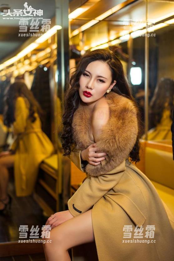 头条女神-陈怡曼 头条女神 - 看这陈怡曼的清纯图片合集,太会卖萌了吧,不知道拍的时候有没有口渴?