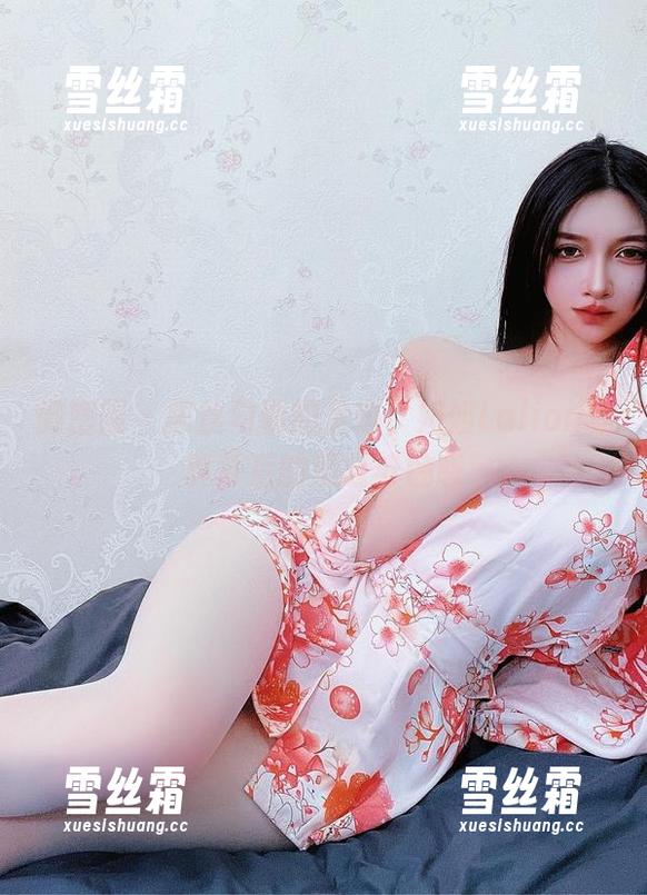 姐姐Lalion 微密圈 - 黑丝勾勒的足迹,姐姐Lalion写真背后的荒诞与魅惑