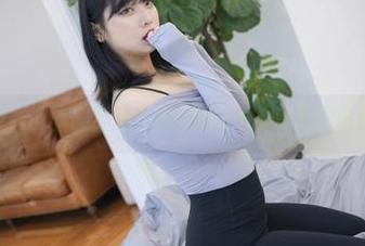 这是女王吗？宋哈娜给我资源我就心甘情愿