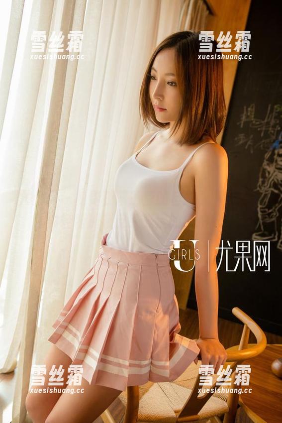 尤果网 - 免费获取王莹的自拍，下载链接让你轻松拥有皮肤光滑的自拍秘籍！