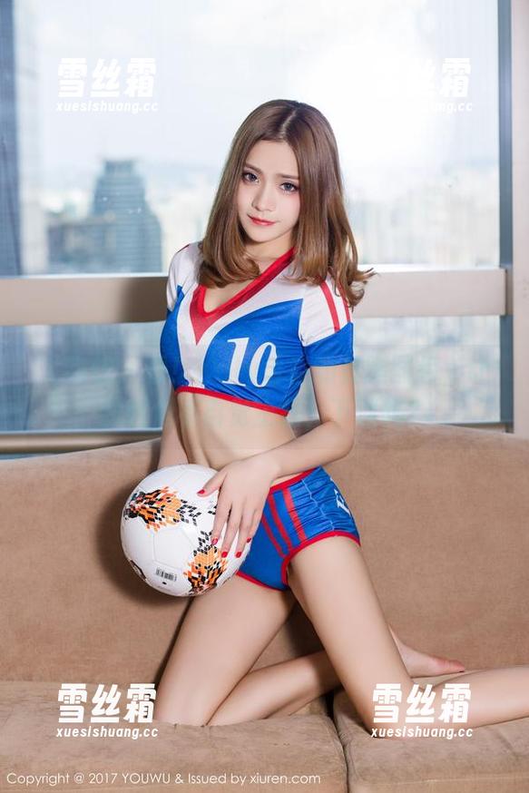 尤物馆-Kely香香 尤物馆 - 看!Kely香香的长腿图包,让我嘴角不自觉上扬,下载吗?