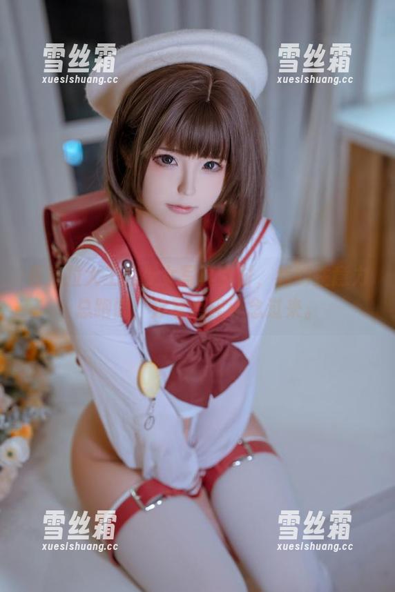 看拖拉大王的少女写真集时，我的注意力总跑偏，分享点碎碎念过来。