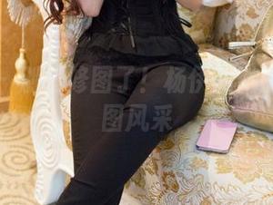 推女郎 - 别再修图了！杨伊和她的女孩原图风采