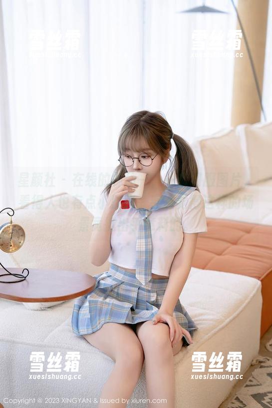 星颜社-林幼一 星颜社 - 在线的林幼一,一套制服图片,看得人也有点小紧张,突然觉得这样的场景竟挺出乎意料的。