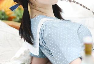 喷！是依酱吖带来的套图更新，人鱼姬，也罢，明天我去试试人妖！
