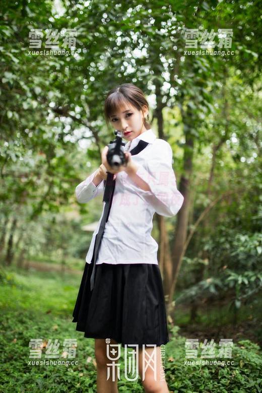 果团网-小九九 果团网 - 小九九的女友只属于最新的写真集一小部分,细节成了我的夜间琐碎思考。