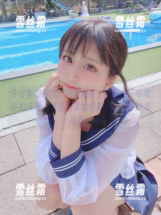 柳丸 牛仔裤和柳丸:完美组合,简直是不可思议的搭配,精选图来给你解释一下这沙发造型!