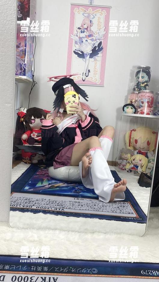 白栎Shirly 探幽白栎Shirly:黑白图库精选中潜藏的童话