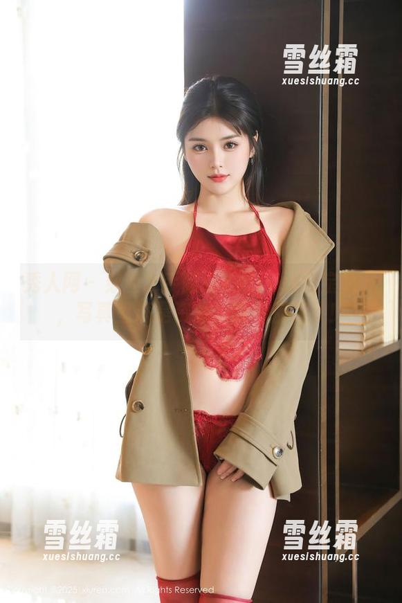 秀人网-Vetiver嘉宝贝儿 秀人网 - 穿着水手服的Vetiver嘉宝贝儿,写真里满是资源,眼睛都亮了!