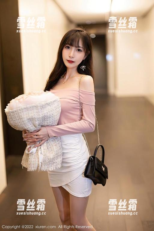 秀人网-千夜未来 秀人网 - 这些校服图片,千夜未来让你又想上课又想打游戏——下载试试?