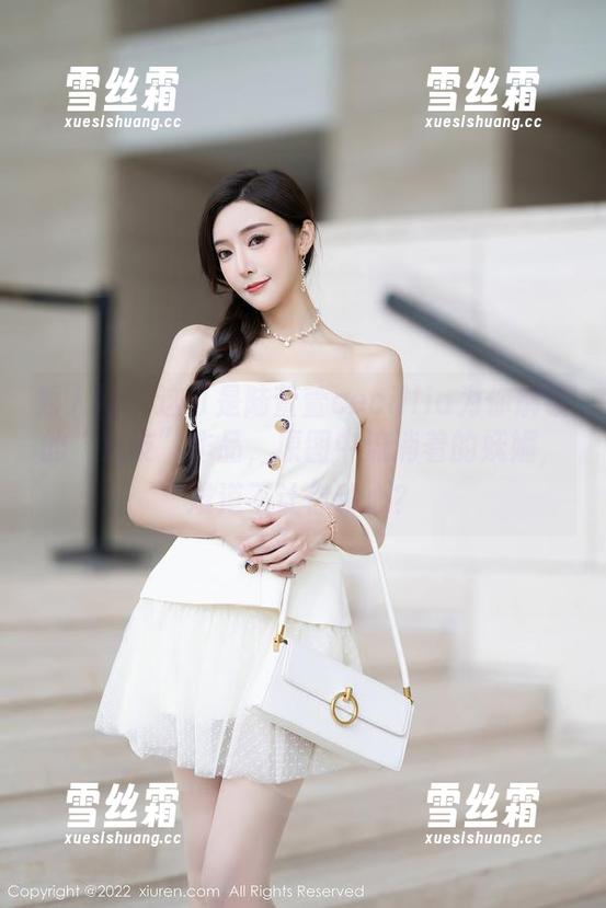 秀人网-陆萱萱cecillia 秀人网 - 这可是陆萱萱cecillia为你解锁的“女友”作品,原图中流淌着的妩媚,难道不让你动心?