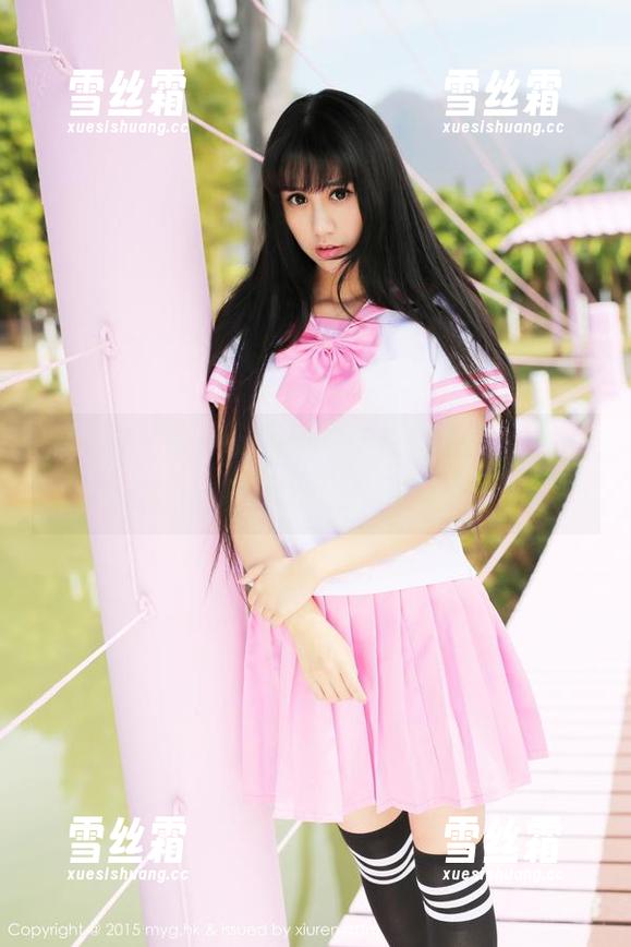 美媛馆-Angela小热巴 美媛馆 - Angela小热巴的毛衣图集,真是让人眼睛不自觉地停留啊。